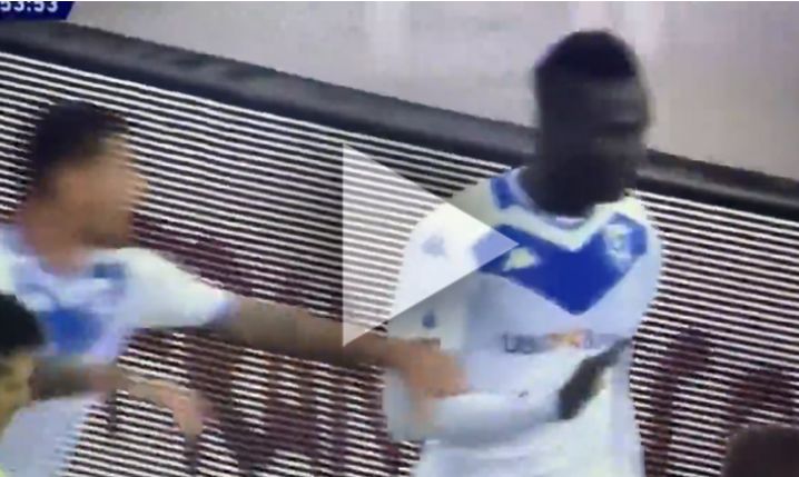 Balotelli chciał OPUŚCIĆ boisko przez rasistowskie okrzyki! [VIDEO]